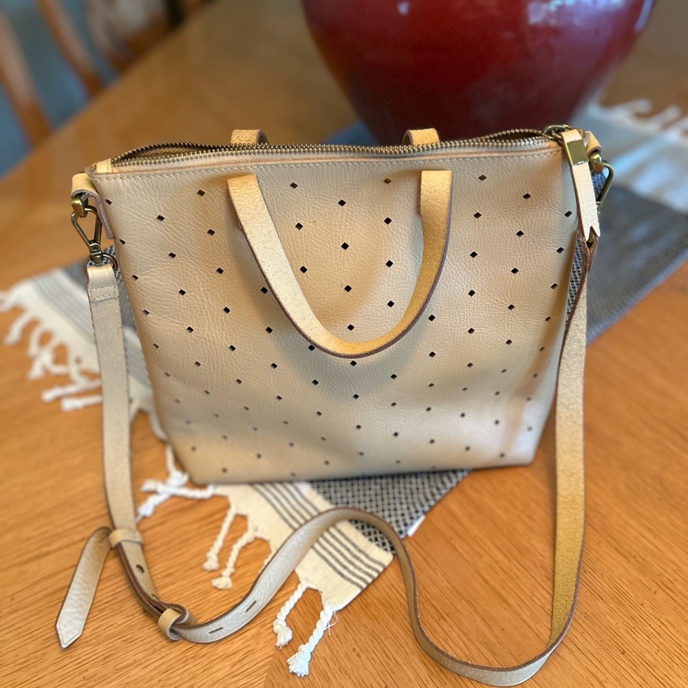 Madewell Transport Hole Punch Tote
